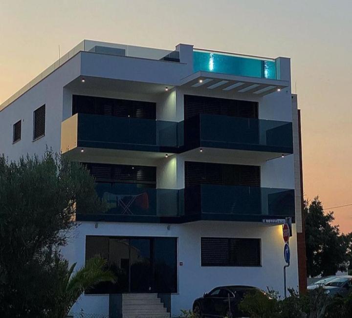 Grandpalazzo Apartments Vir Eksteriør bilde