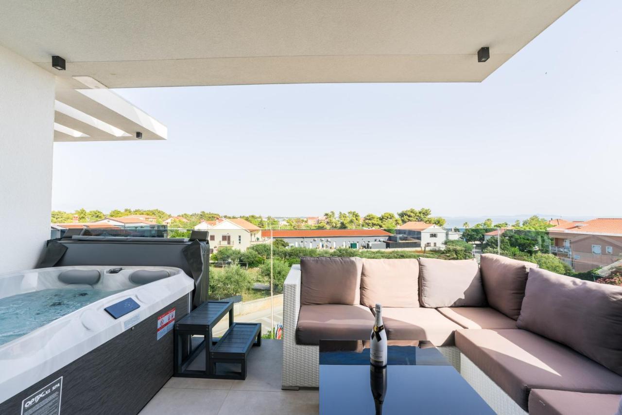 Grandpalazzo Apartments Vir Eksteriør bilde