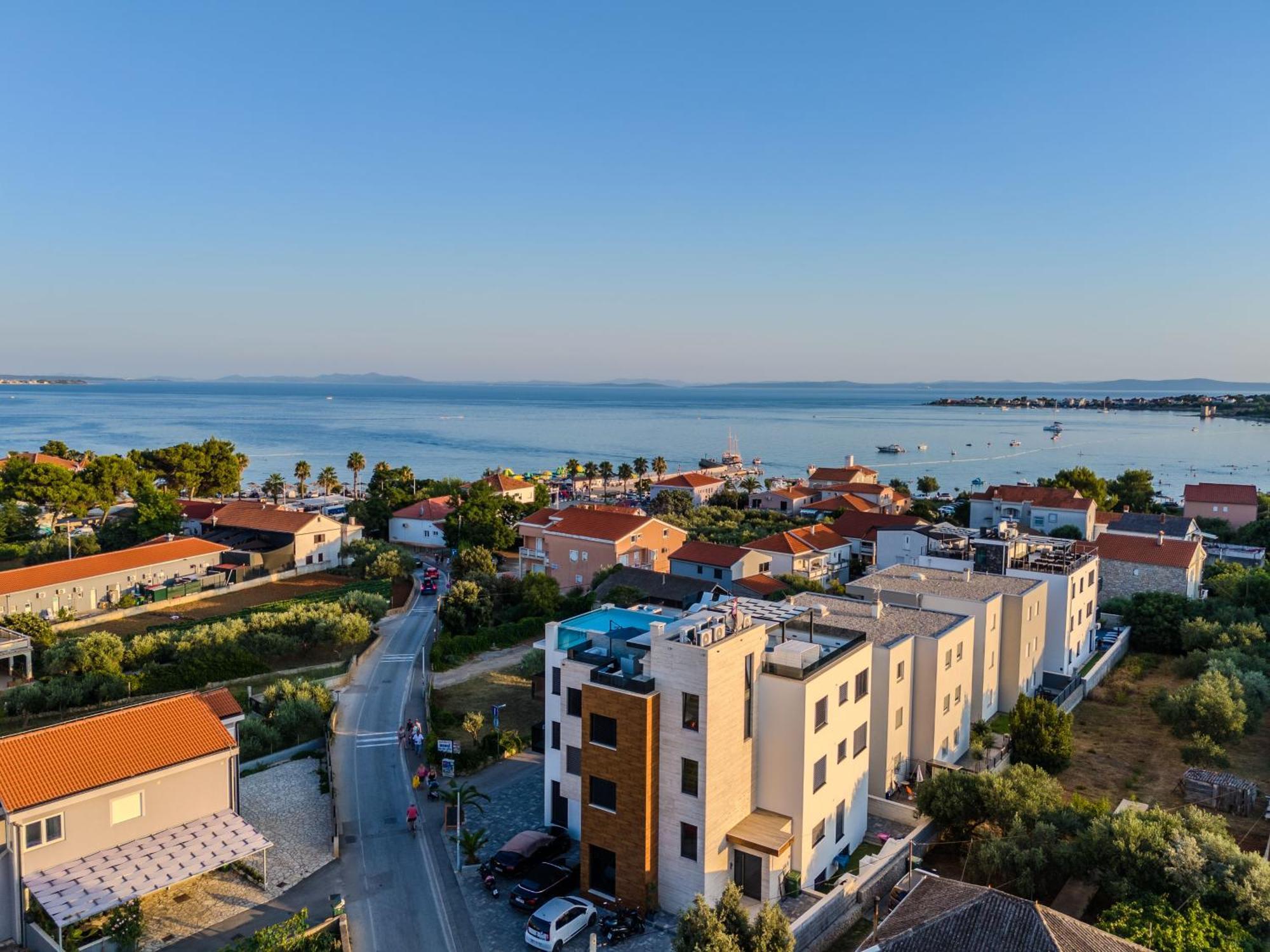 Grandpalazzo Apartments Vir Eksteriør bilde