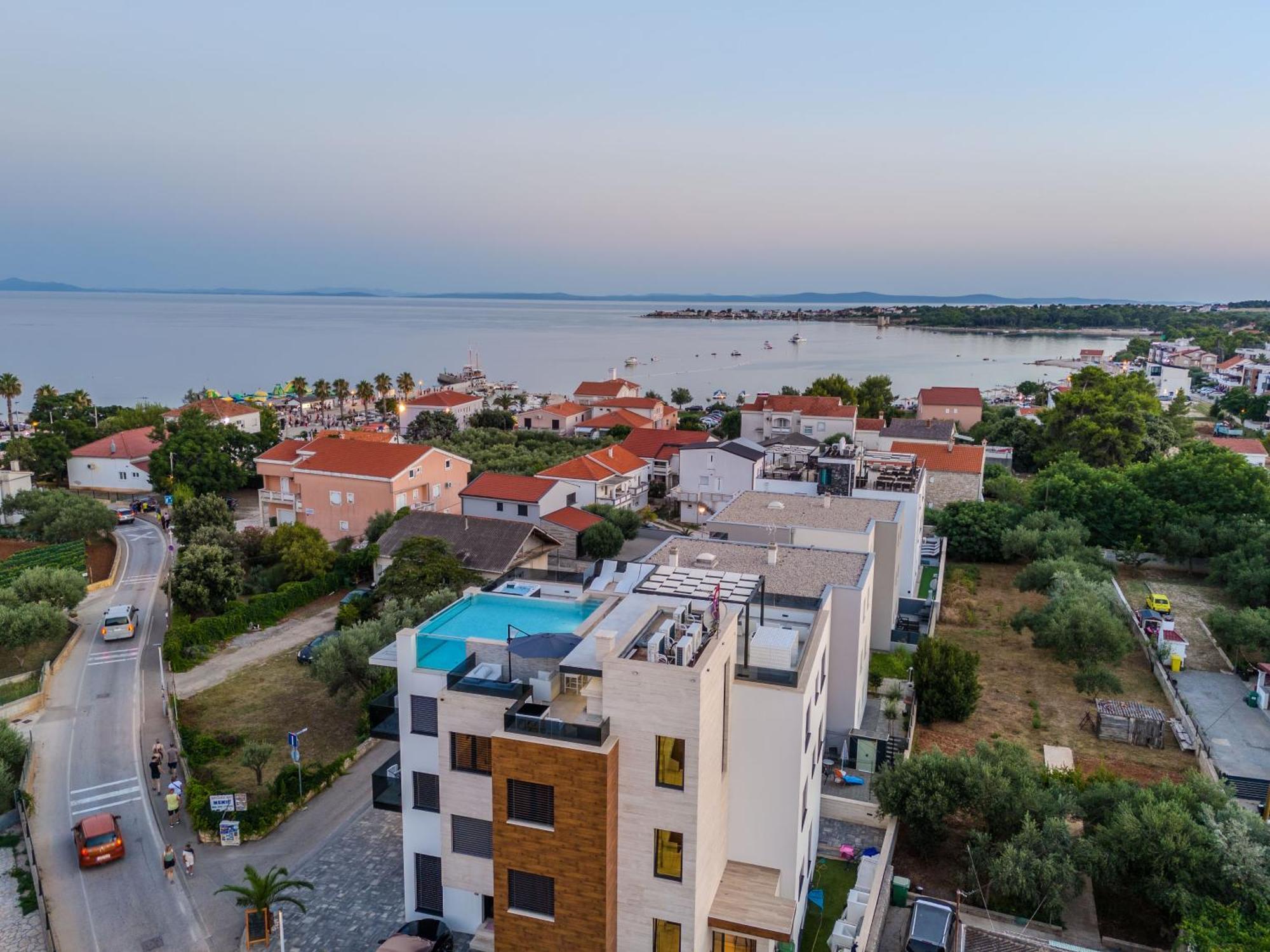 Grandpalazzo Apartments Vir Eksteriør bilde