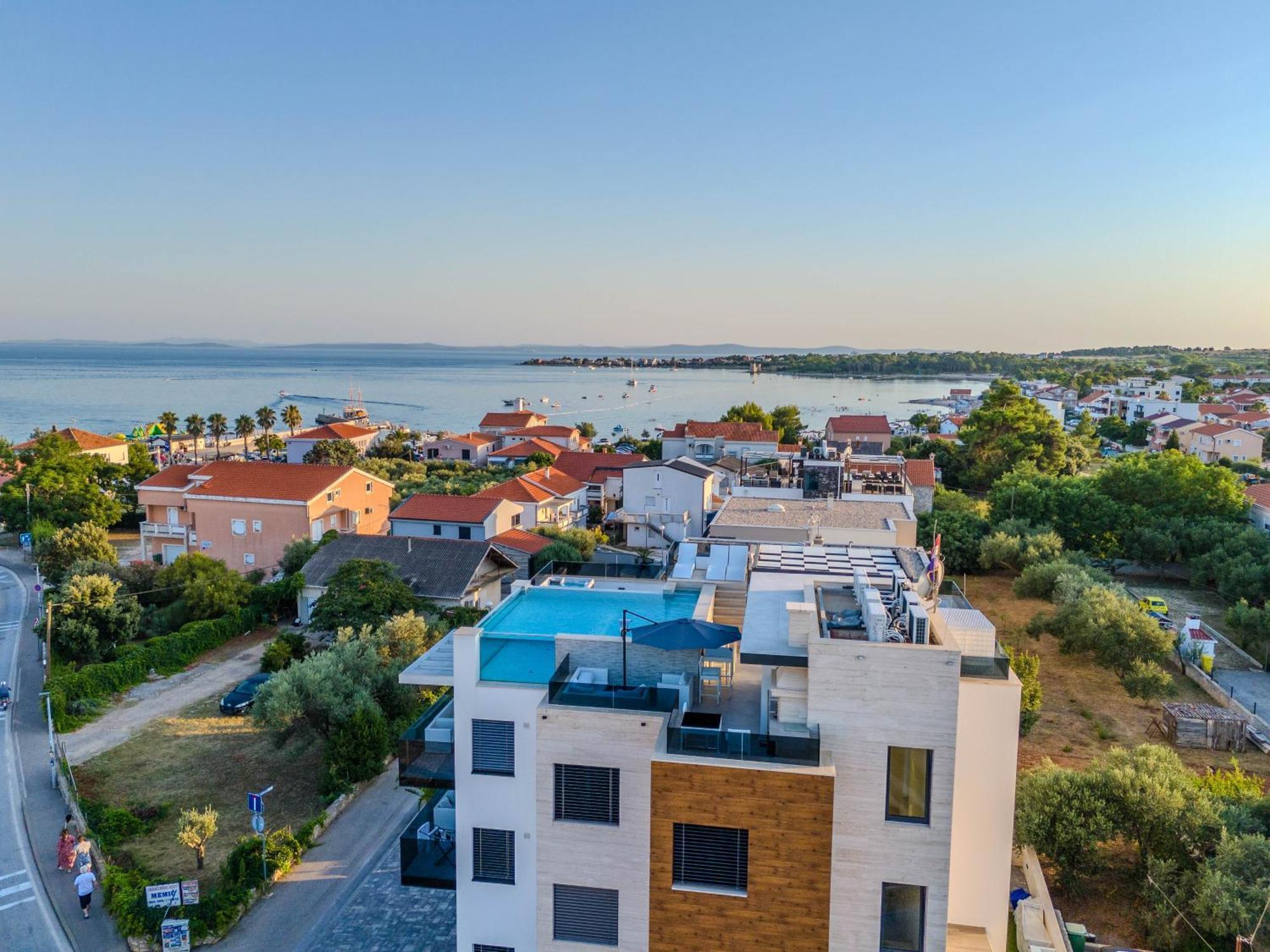 Grandpalazzo Apartments Vir Eksteriør bilde